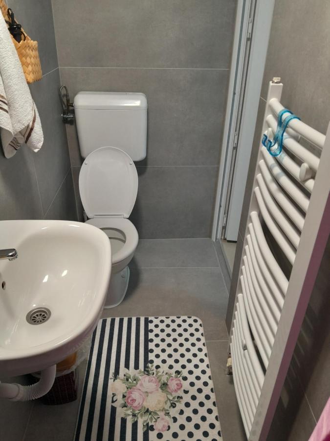 Apartmani Bet Gradacac 1 Maj Broj 24 外观 照片