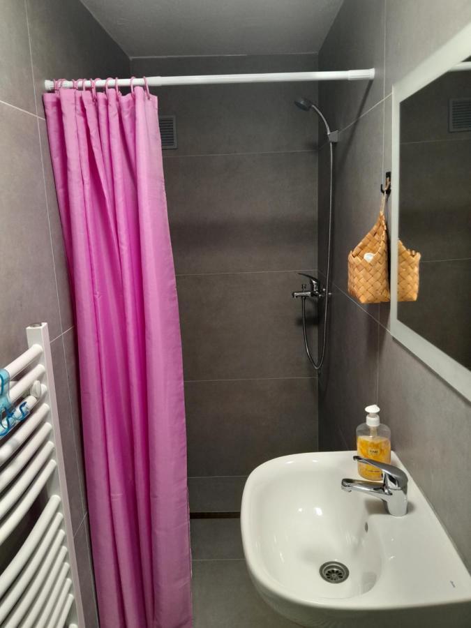 Apartmani Bet Gradacac 1 Maj Broj 24 外观 照片