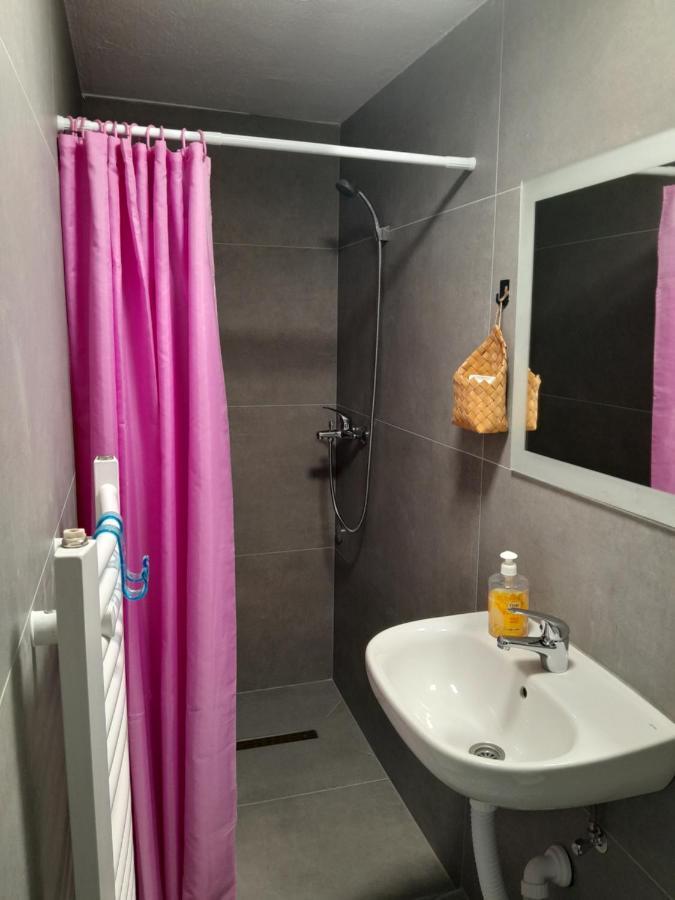 Apartmani Bet Gradacac 1 Maj Broj 24 外观 照片
